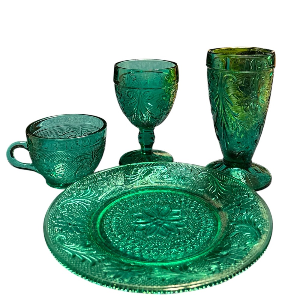TIARA SÁNDWICH SPRUCE SET OF FOUR EXCELLENT CONDITION